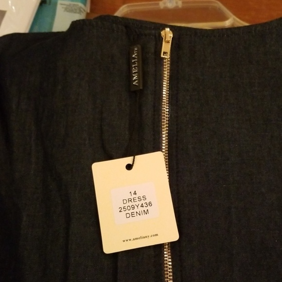 Dress - Picture 5 of 5